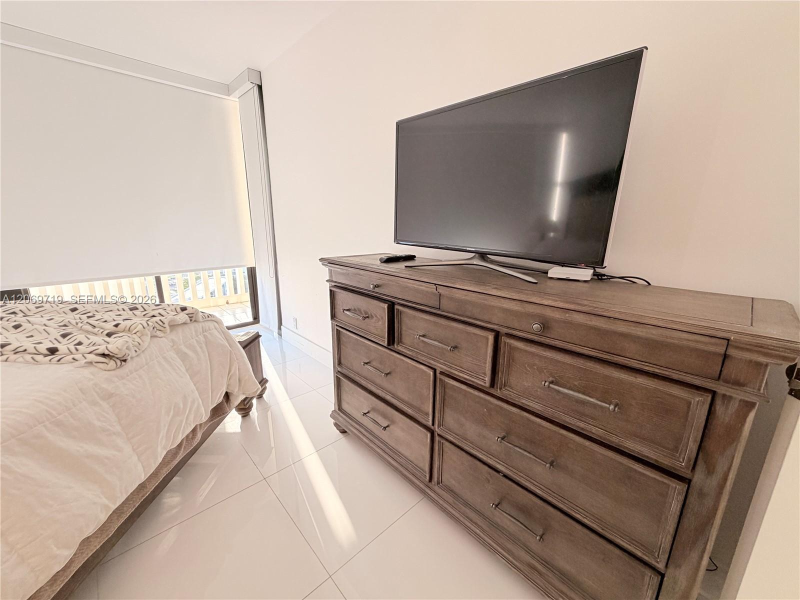 1911 2 / 2 1140 sq. ft. $ 2026-08-12 0 foto