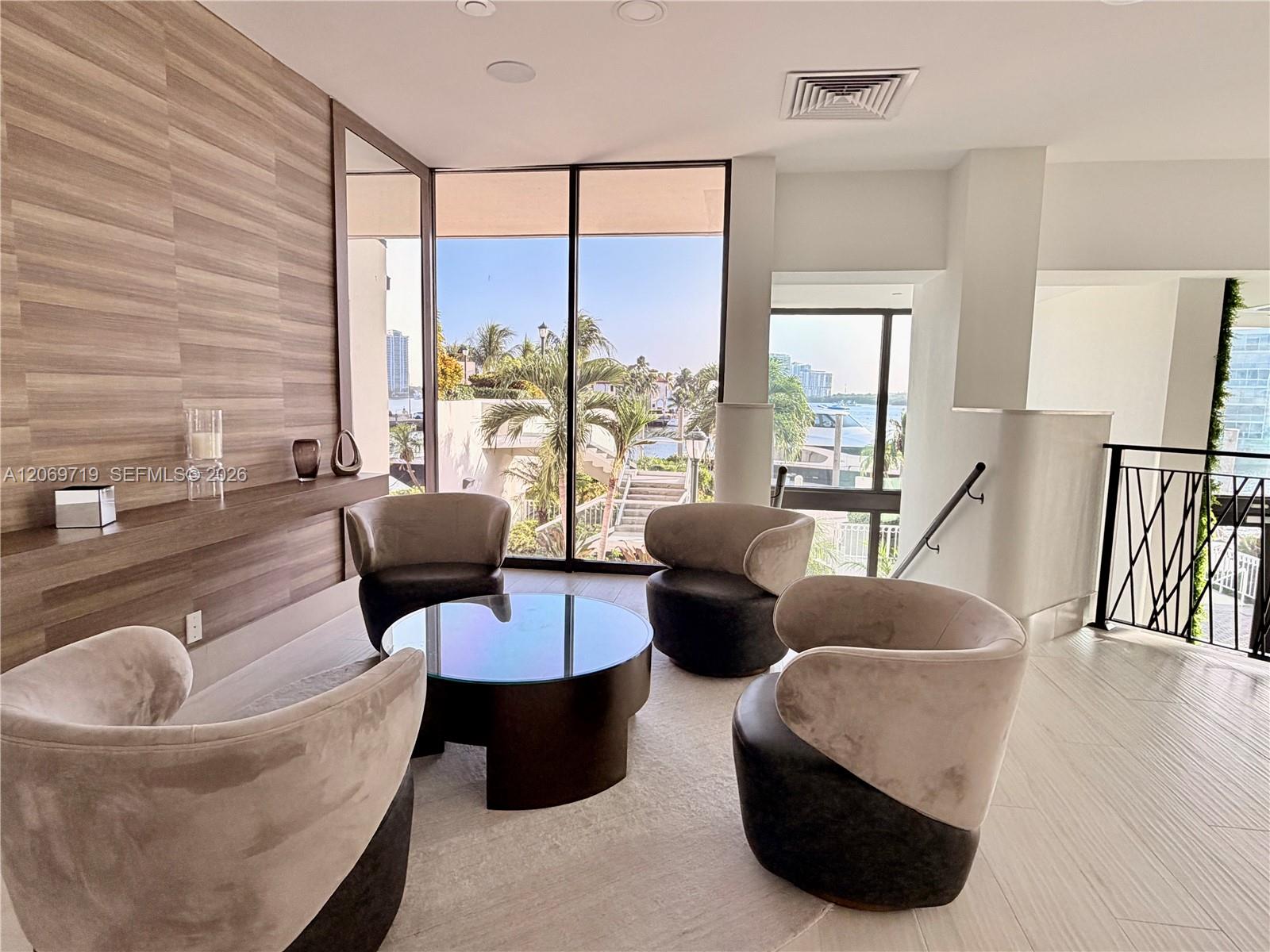 1911 2 / 2 1140 sq. ft. $ 2026-08-12 0 foto