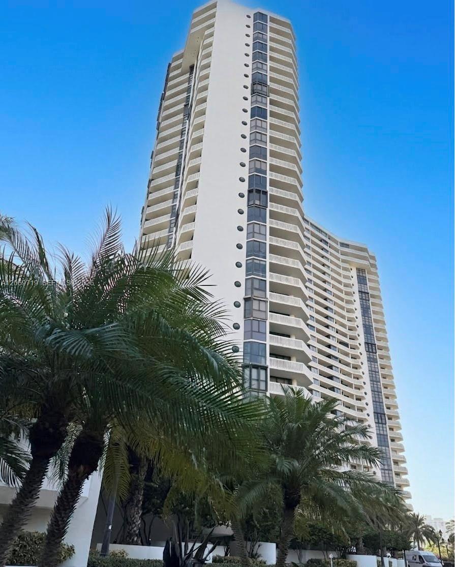 1911 2 / 2 1140 sq. ft. $ 2026-08-12 0 foto