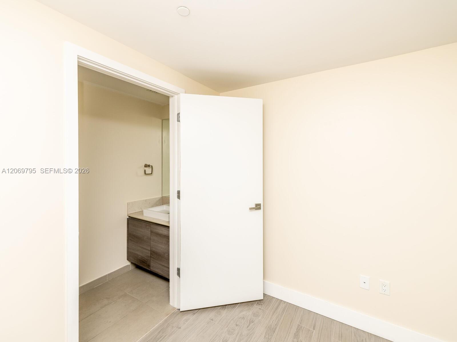 Photo of 1080 Brickell Ave  #2206, Miami, Florida, 33131 - 