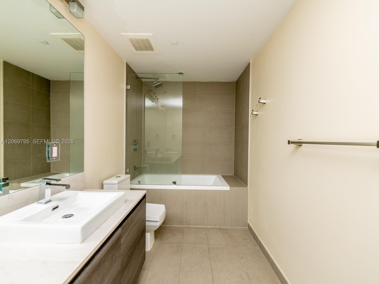 Photo of 1080 Brickell Ave  #2206, Miami, Florida, 33131 - 