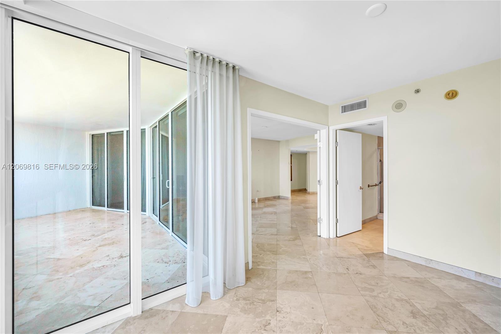 Photo of 18911 Collins Ave  #2906, Sunny Isles Beach, Florida, 33160 - Guestroom #1 with full bathroom