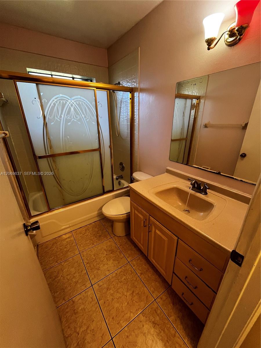 4296 2 / 2 1134 sq. ft. $ 2026-08-12 0 foto
