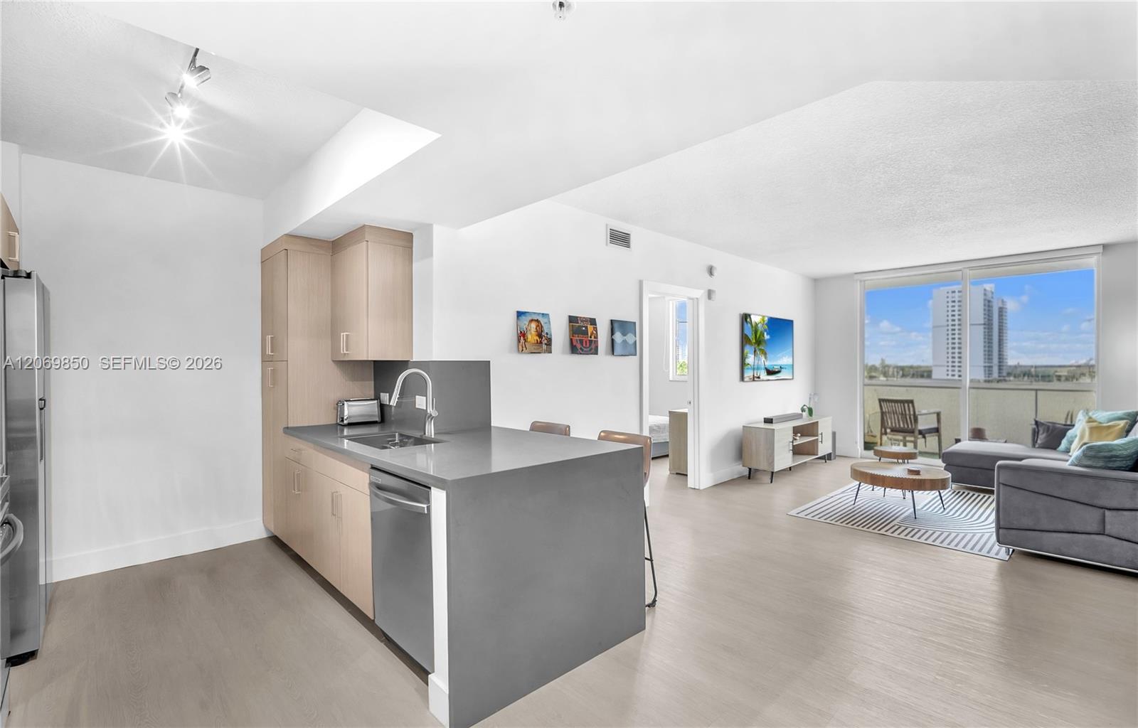 Photo of 18800 29th Ave  #517 (Fully Renovated), Aventura, Florida, 33180 - 