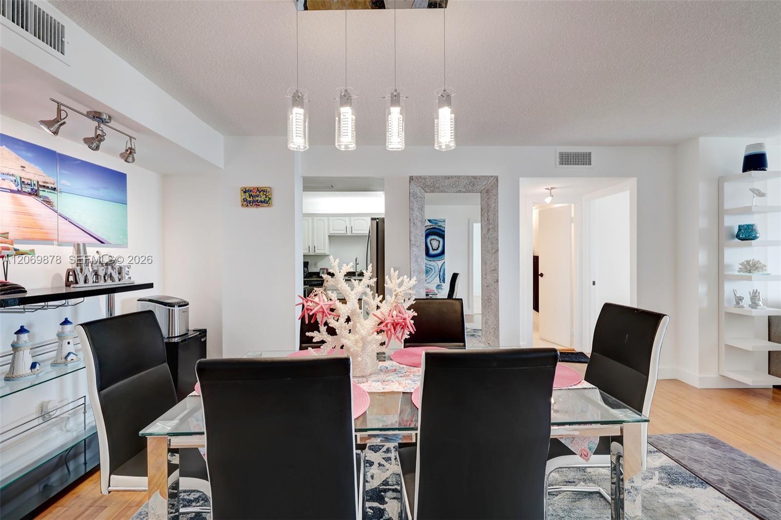 Photo of 1500 Ocean Dr  #7J, Hollywood, Florida, 33019 - 