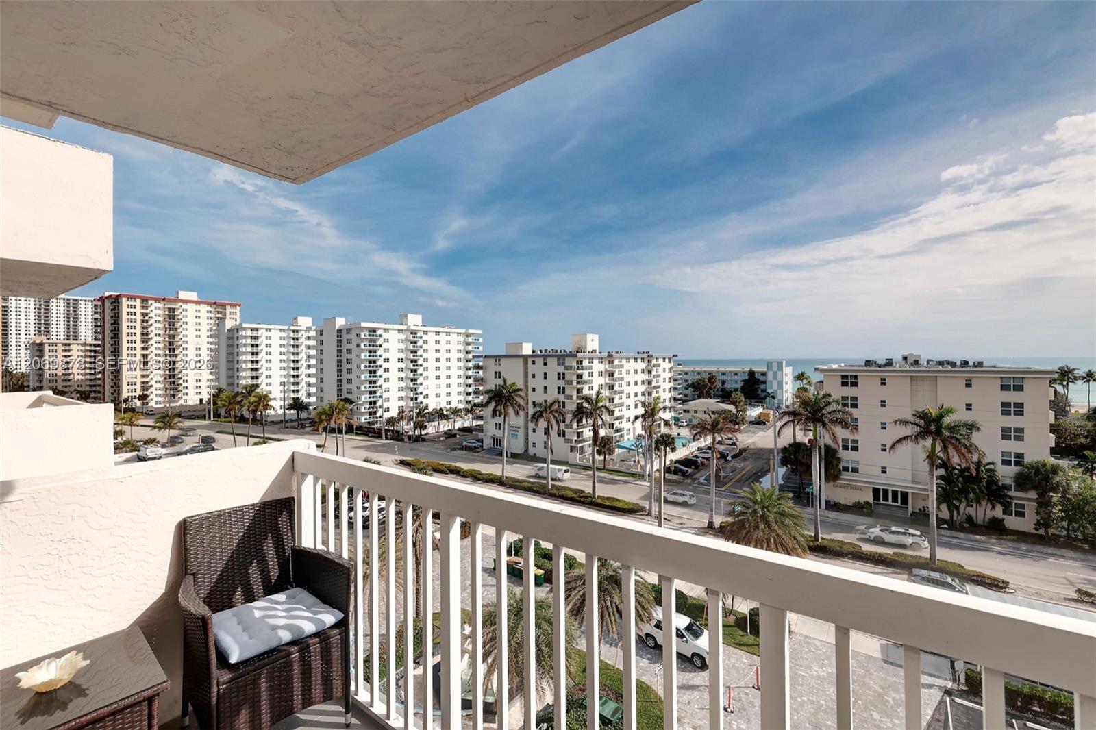 Photo of 1500 Ocean Dr  #7J, Hollywood, Florida, 33019 - 
