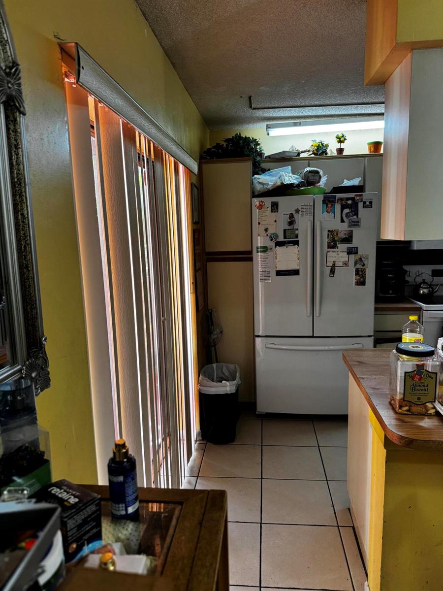 Ver detalles 8492 3 / 1460 sq. ft. $ 2026-08-13 0 foto