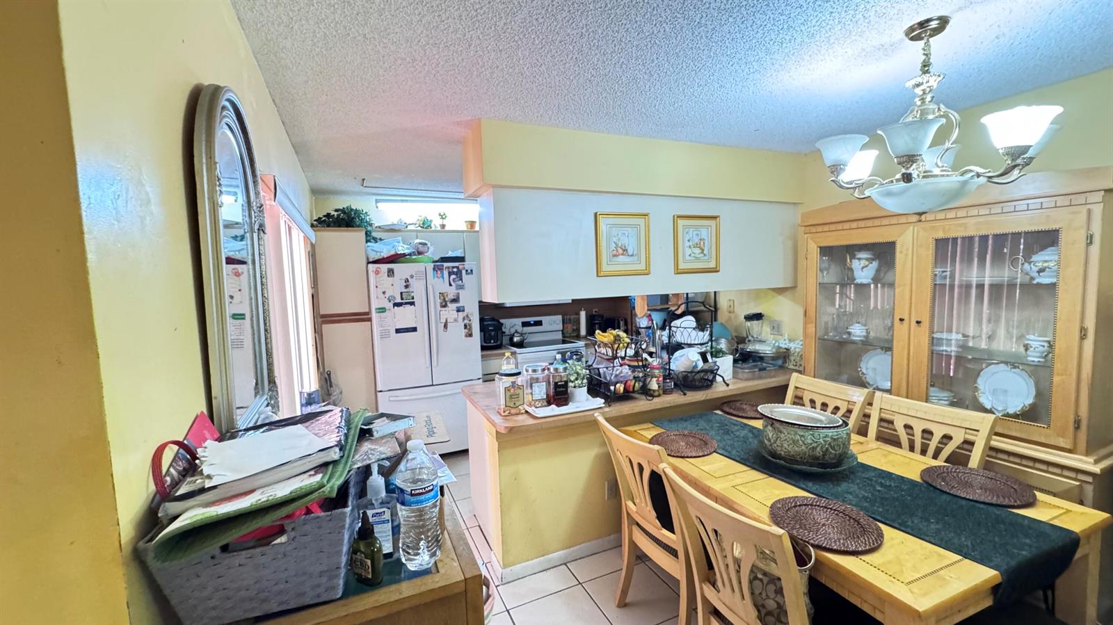 Ver detalles 8492 3 / 1460 sq. ft. $ 2026-08-13 0 foto
