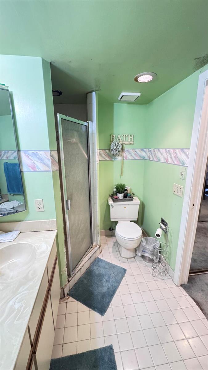 Ver detalles 8492 3 / 1460 sq. ft. $ 2026-08-13 0 foto