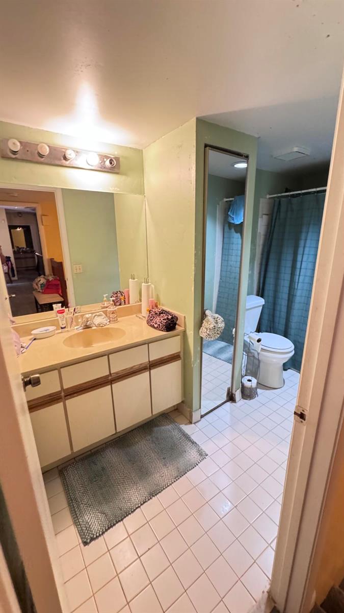 Ver detalles 8492 3 / 1460 sq. ft. $ 2026-08-13 0 foto