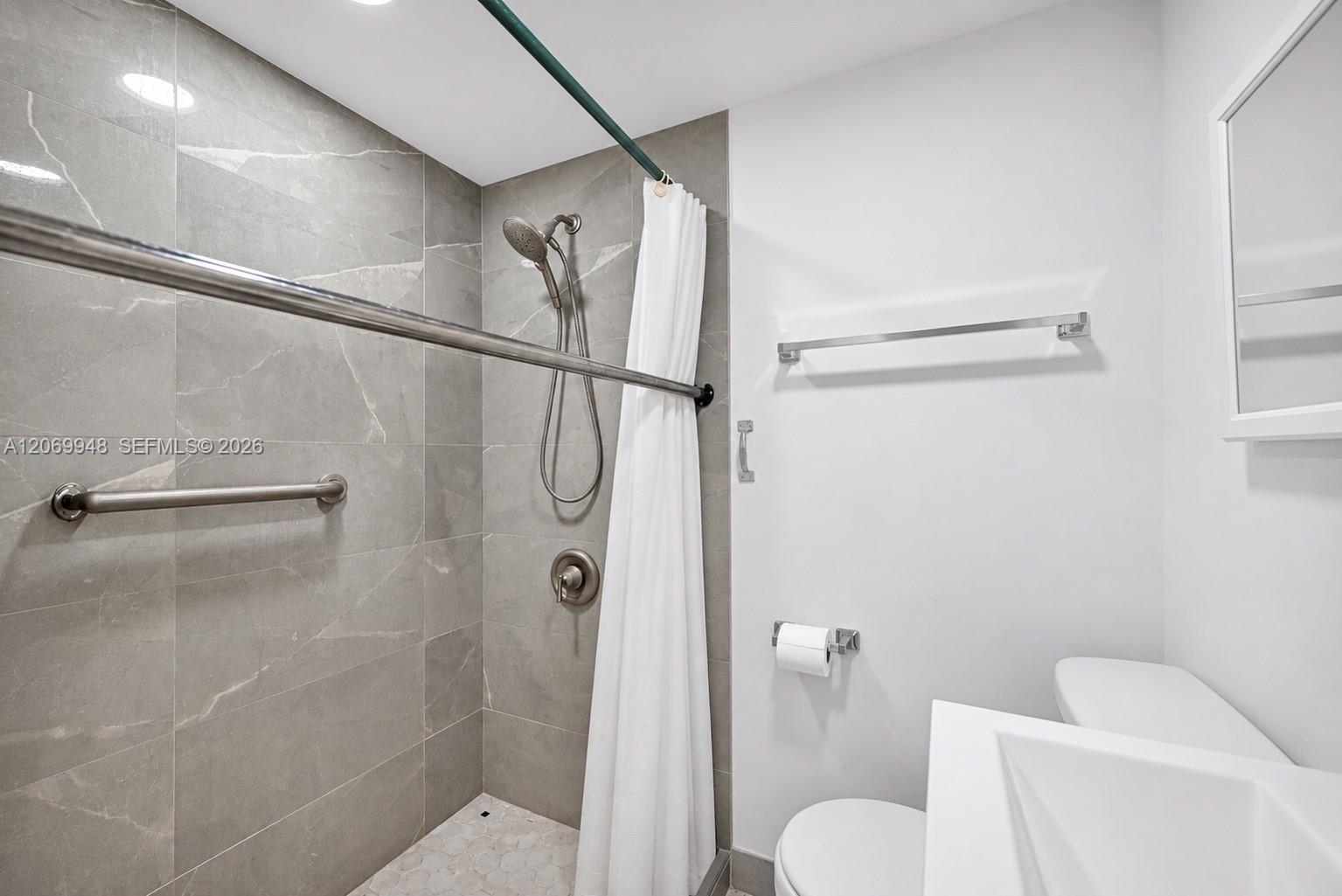 Ver detalles / 2080 sq. ft. $ 2026-08-12 0 foto