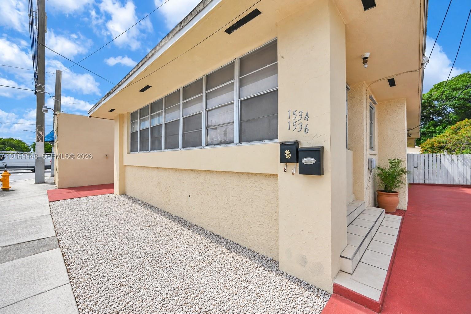 Ver detalles / 2080 sq. ft. $ 2026-08-12 0 foto