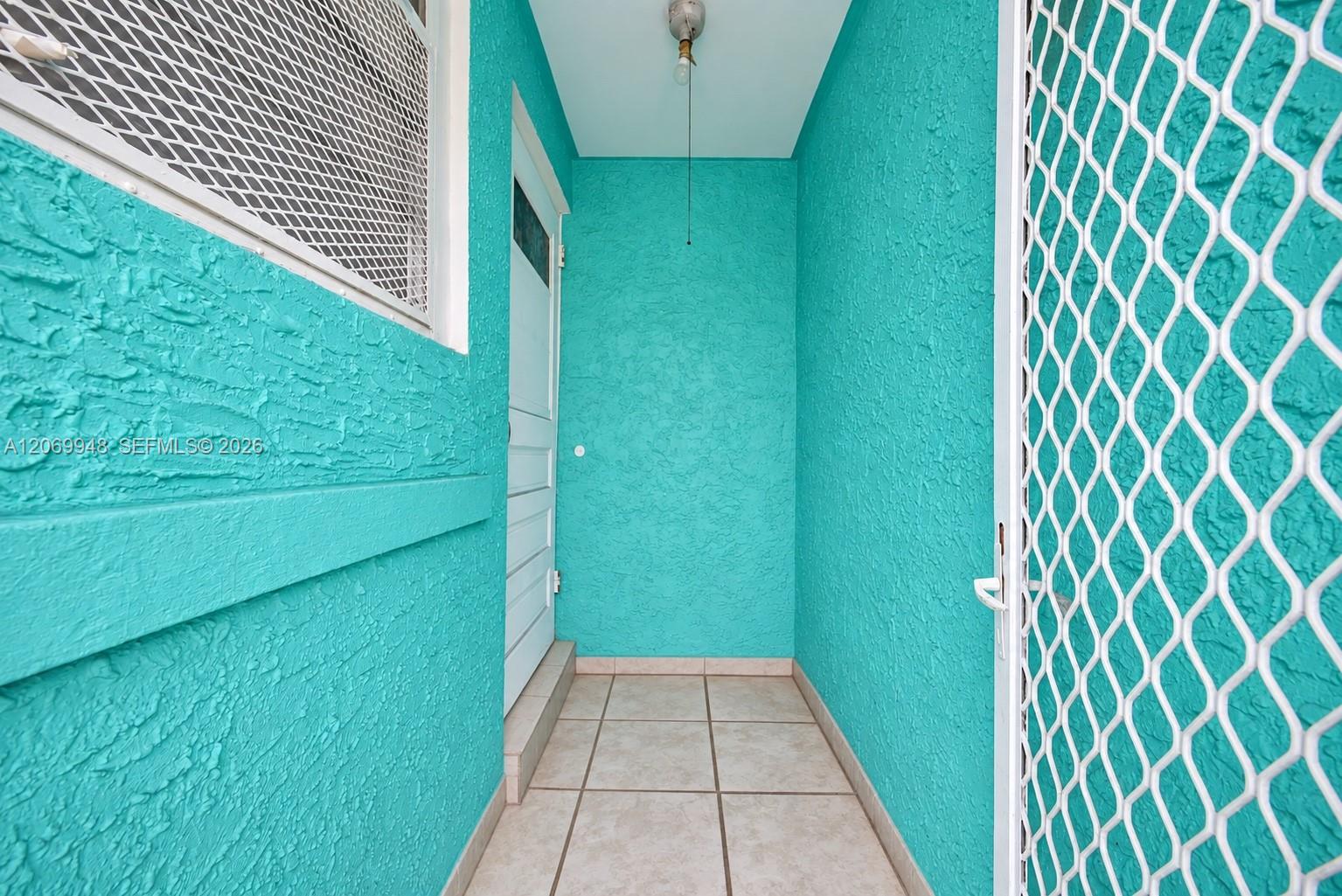 Ver detalles / 2080 sq. ft. $ 2026-08-12 0 foto