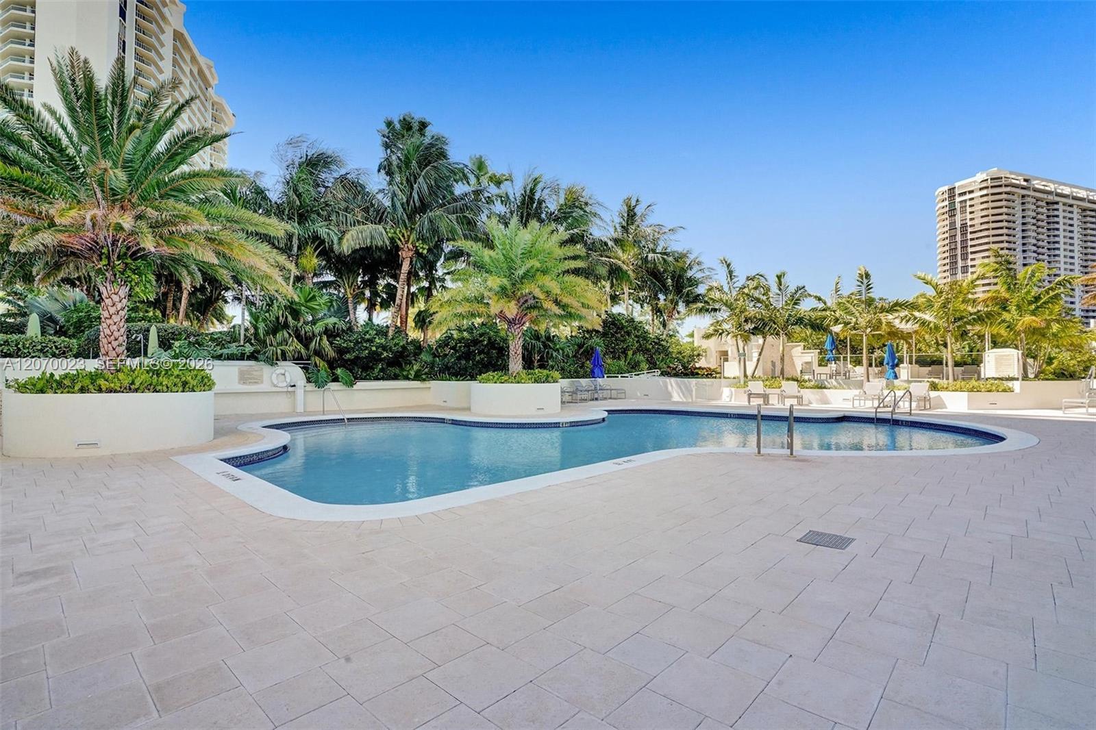 1106 2 / 3 2154 sq. ft. $ 2026-08-12 0 foto