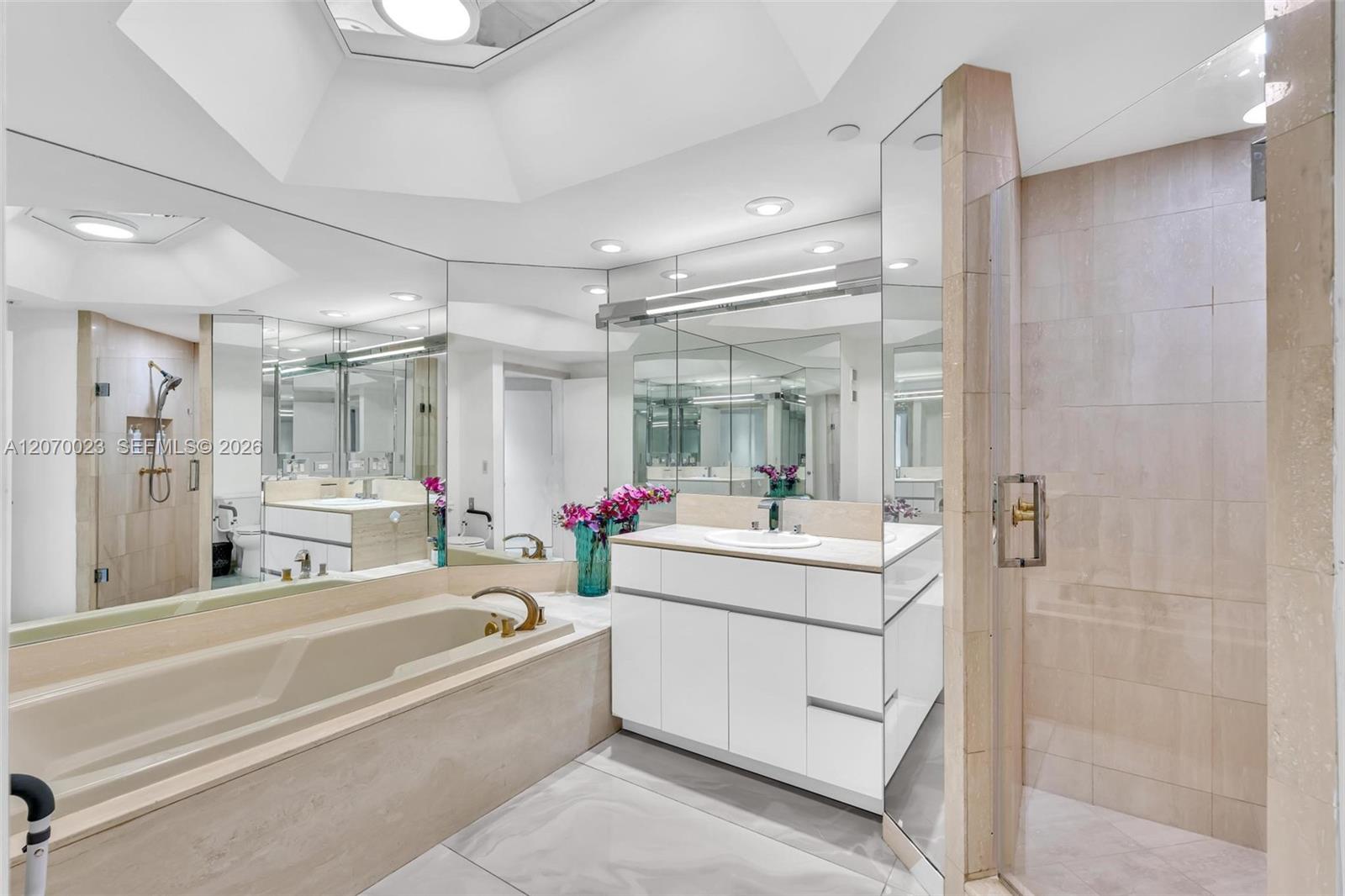 1106 2 / 3 2154 sq. ft. $ 2026-08-12 0 Photo