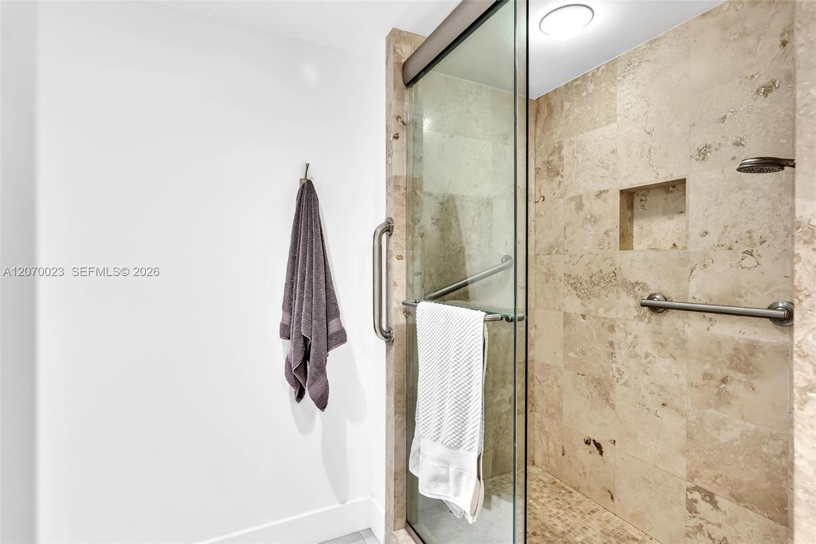 1106 2 / 3 2154 sq. ft. $ 2026-08-12 0 Photo