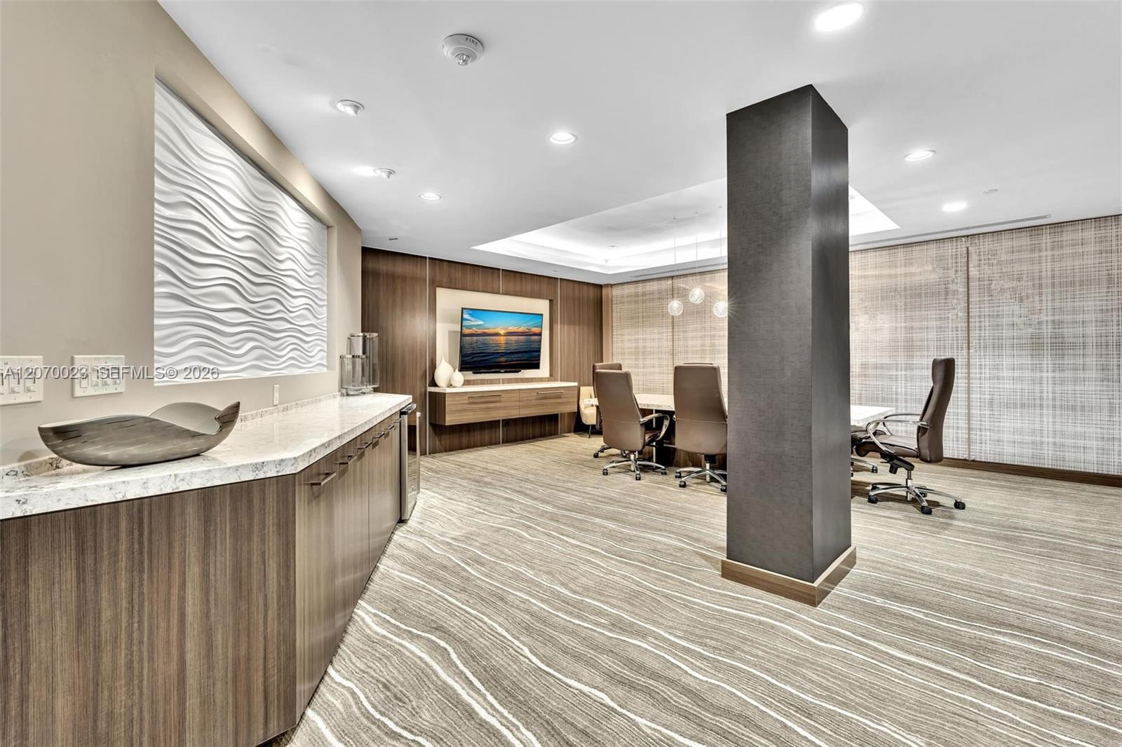 1106 2 / 3 2154 sq. ft. $ 2026-08-12 0 Photo