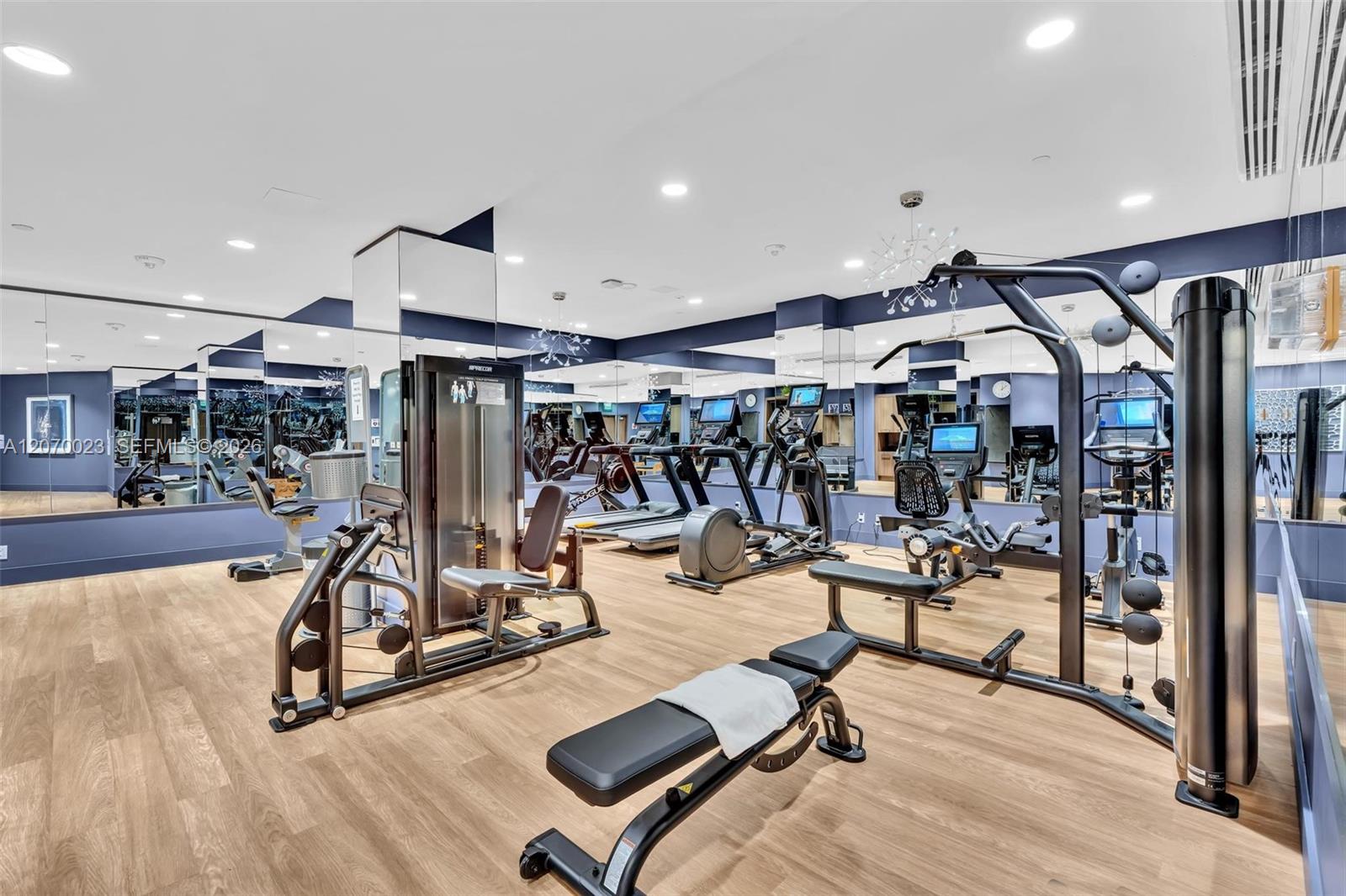 1106 2 / 3 2154 sq. ft. $ 2026-08-12 0 Photo