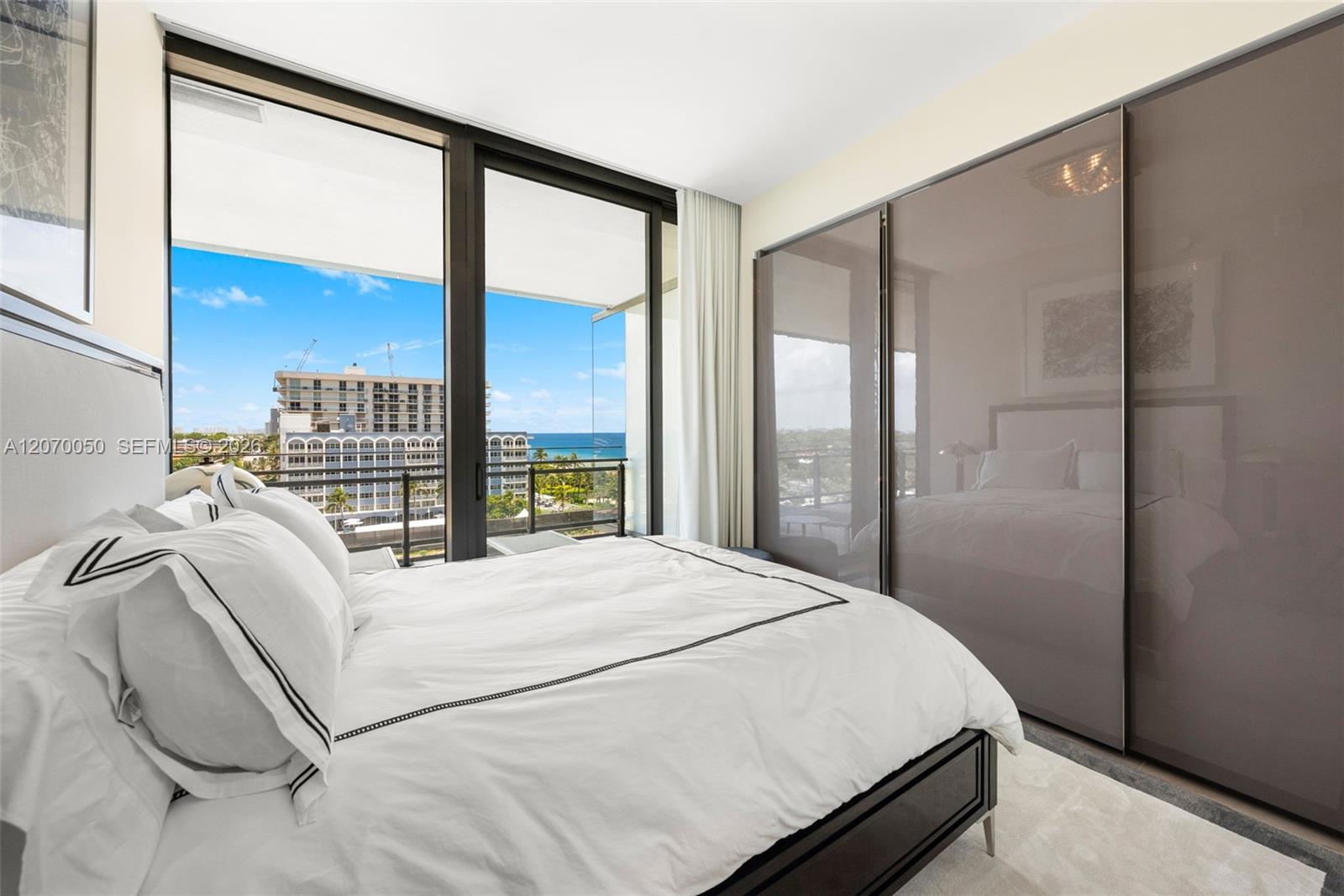 See details 705 2 / 3 1522 sq. ft. $ 2026-08-12 0 Photo