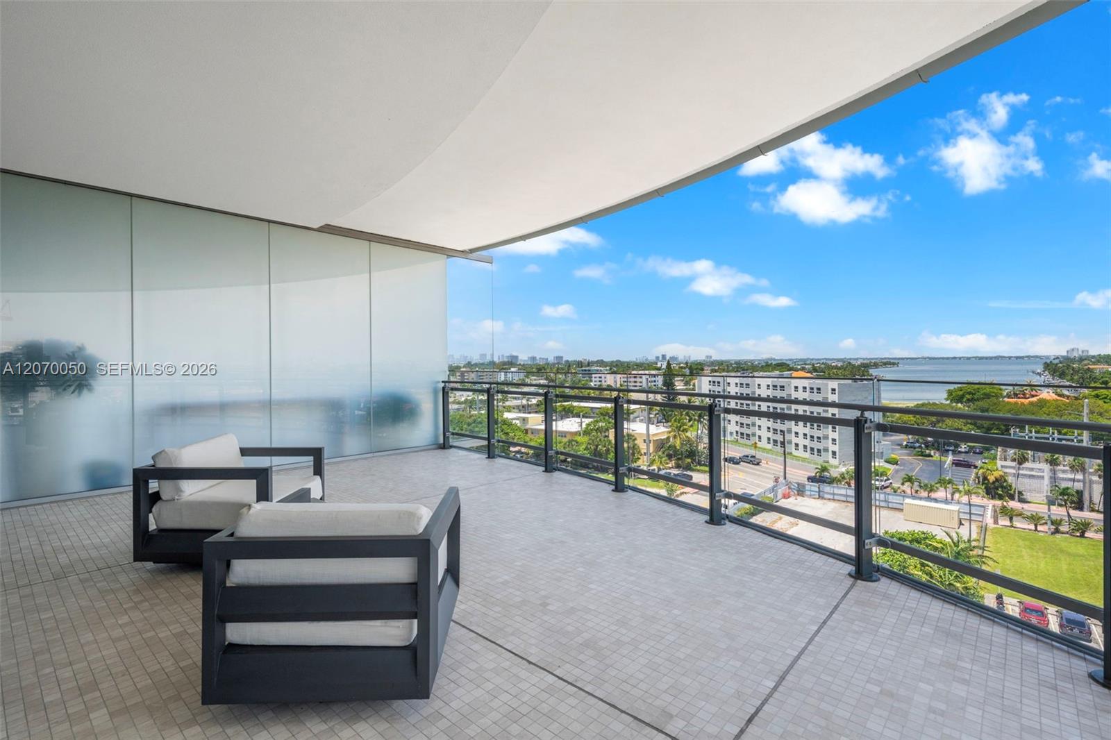 See details 705 2 / 3 1522 sq. ft. $ 2026-08-12 0 Photo