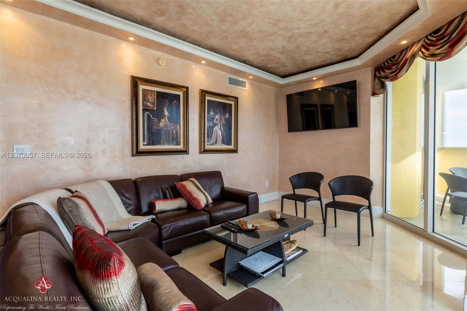 4001 4 / 4 2736 sq. ft. $ 2026-08-12 0 Photo