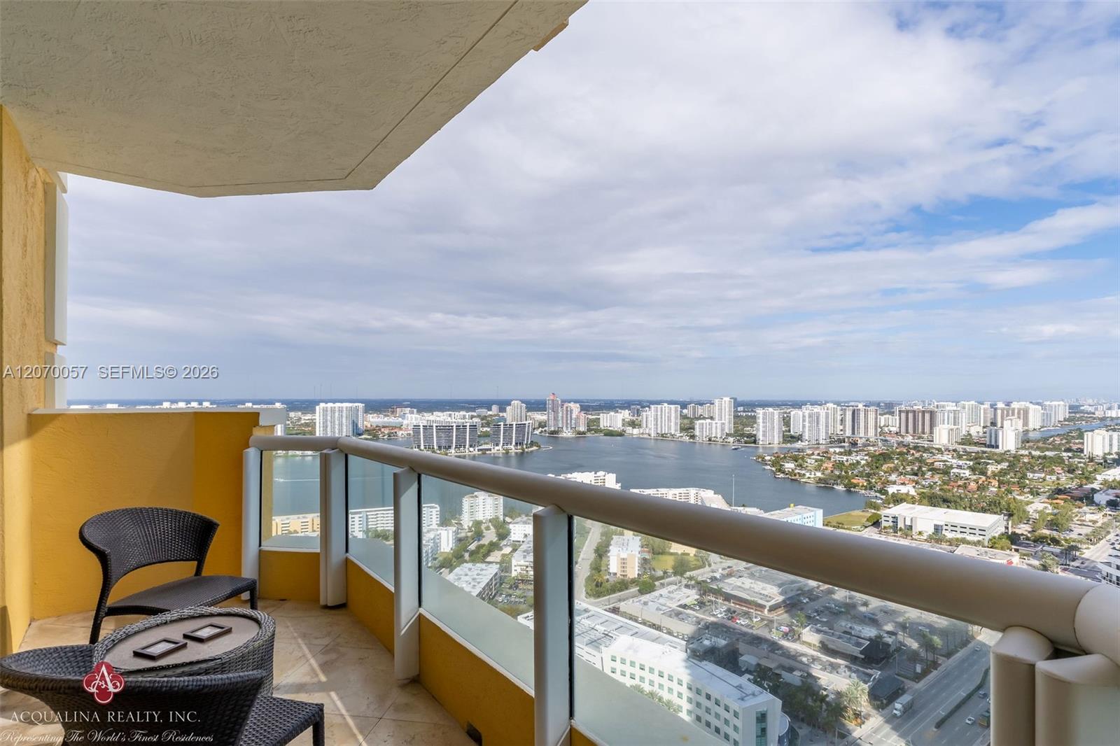 4001 4 / 4 2736 sq. ft. $ 2026-08-12 0 Photo