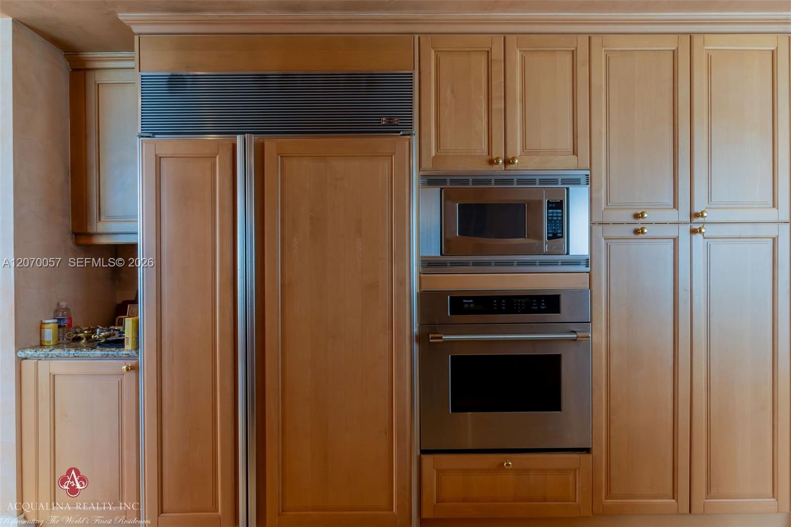 4001 4 / 4 2736 sq. ft. $ 2026-08-12 0 Photo
