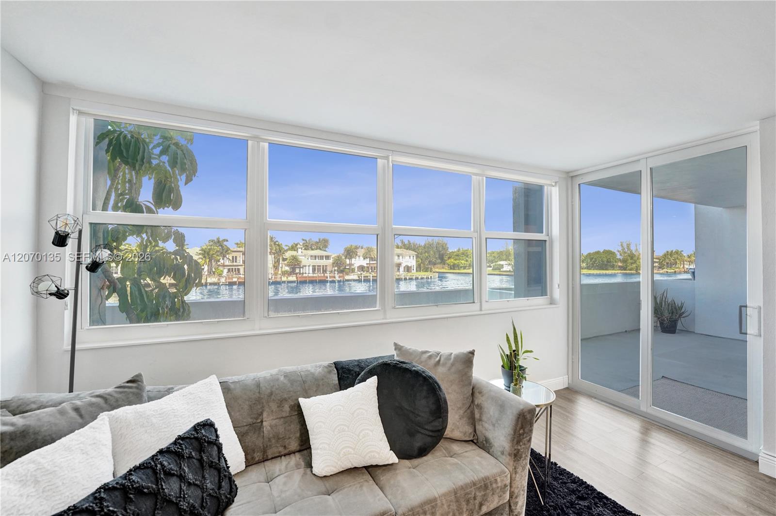 Photo of 1400 Ocean Dr #205, Hollywood, Florida, 33019 -