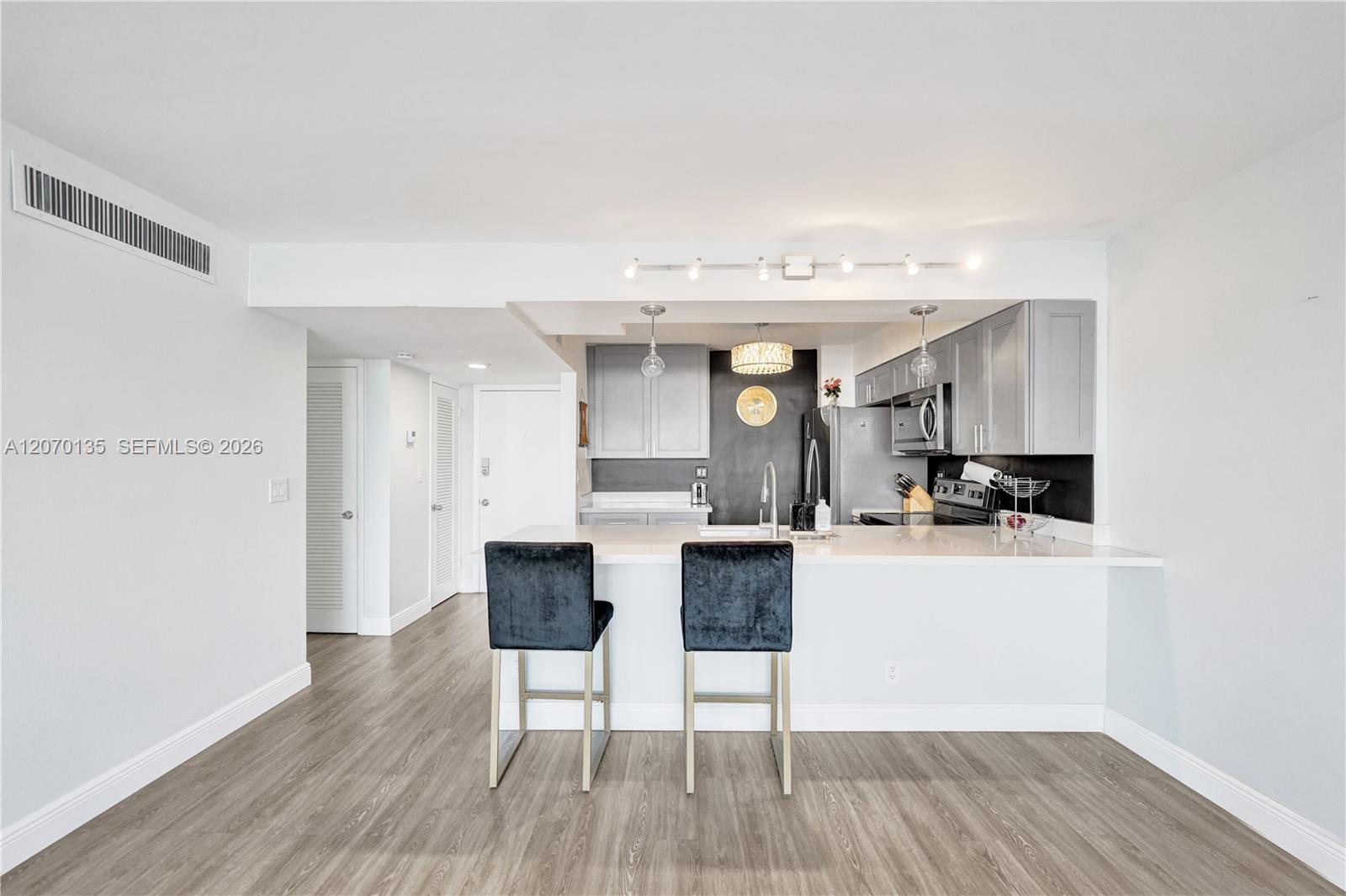 Photo of 1400 Ocean Dr #205, Hollywood, Florida, 33019 -