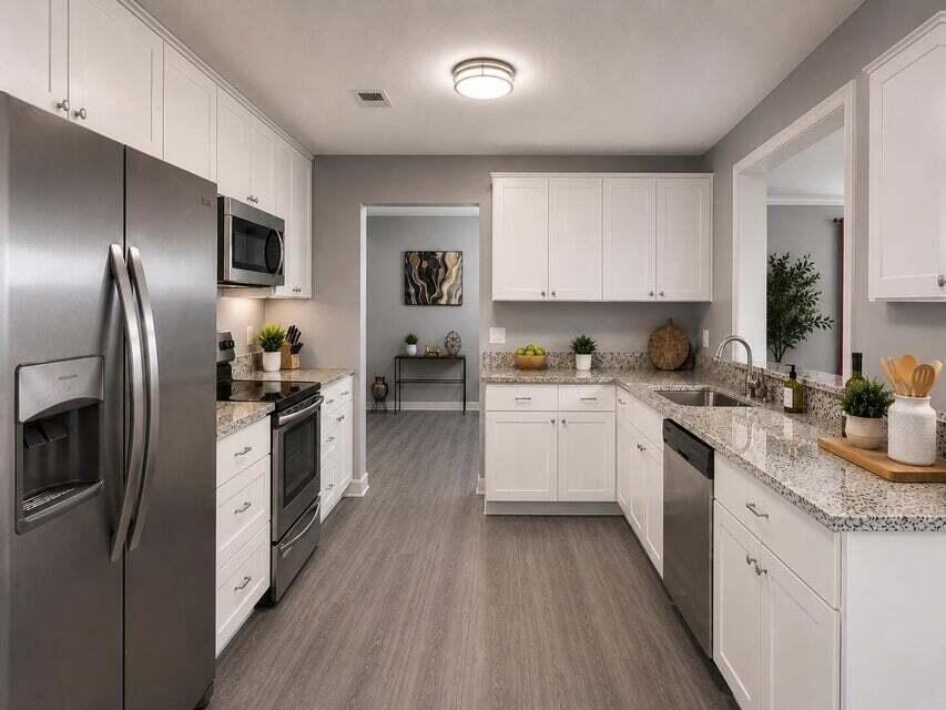 Ver detalles 2411 3 / 2 1913 sq. ft. $ 2026-08-13 0 foto