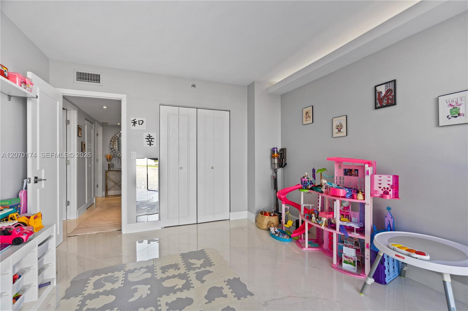 202 3 / 3 1880 sq. ft. $ 2026-08-12 0 Photo