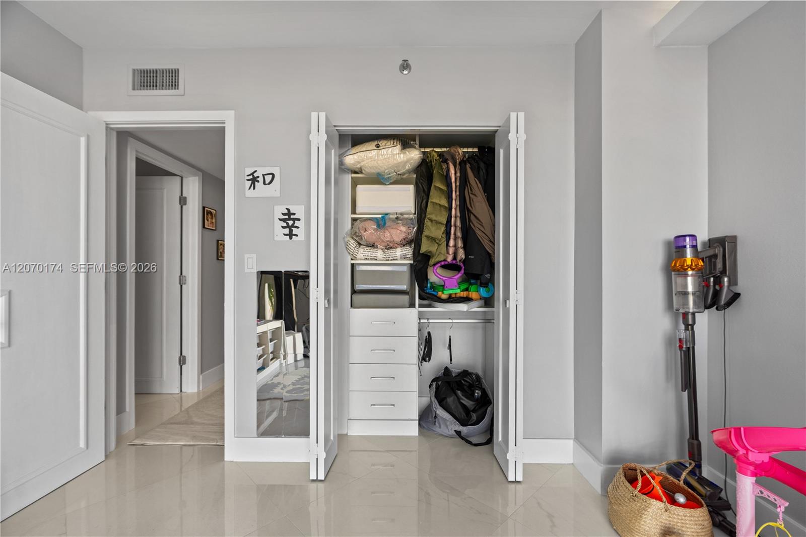 202 3 / 3 1880 sq. ft. $ 2026-08-12 0 Photo