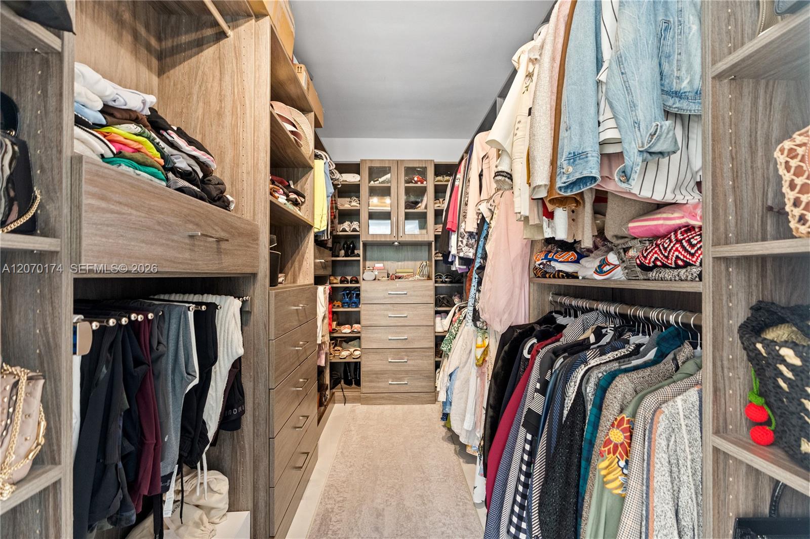 202 3 / 3 1880 sq. ft. $ 2026-08-12 0 Photo