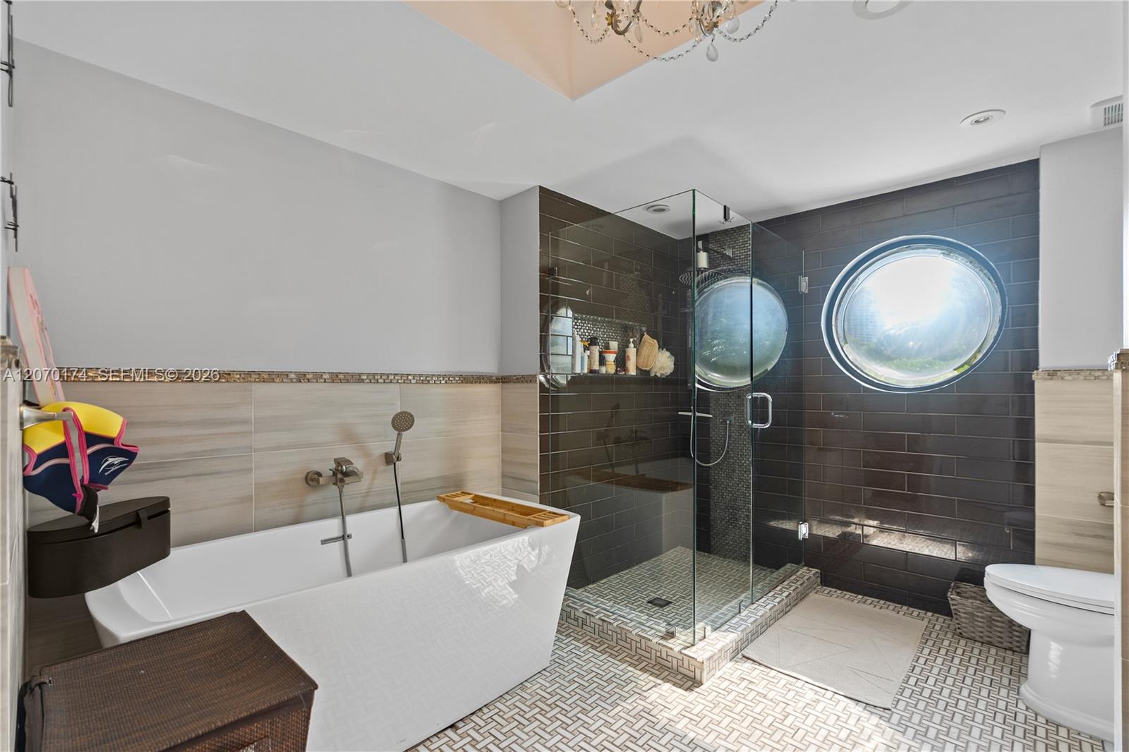 202 3 / 3 1880 sq. ft. $ 2026-08-12 0 Photo