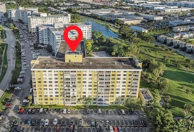 Ver detalles 602B 2 / 2 1132 sq. ft. $ 2026-08-12 0 foto