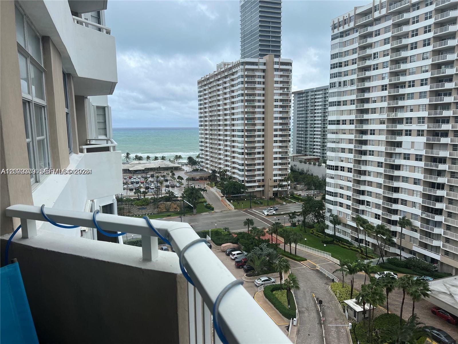 See details 12C 1 / 1 798 sq. ft. $ 2026-08-13 0 Photo