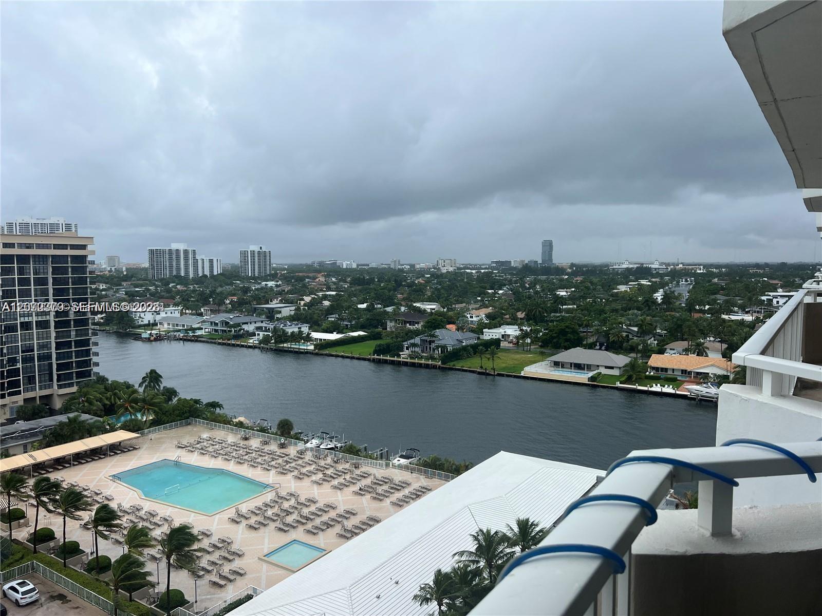 See details 12C 1 / 1 798 sq. ft. $ 2026-08-13 0 Photo