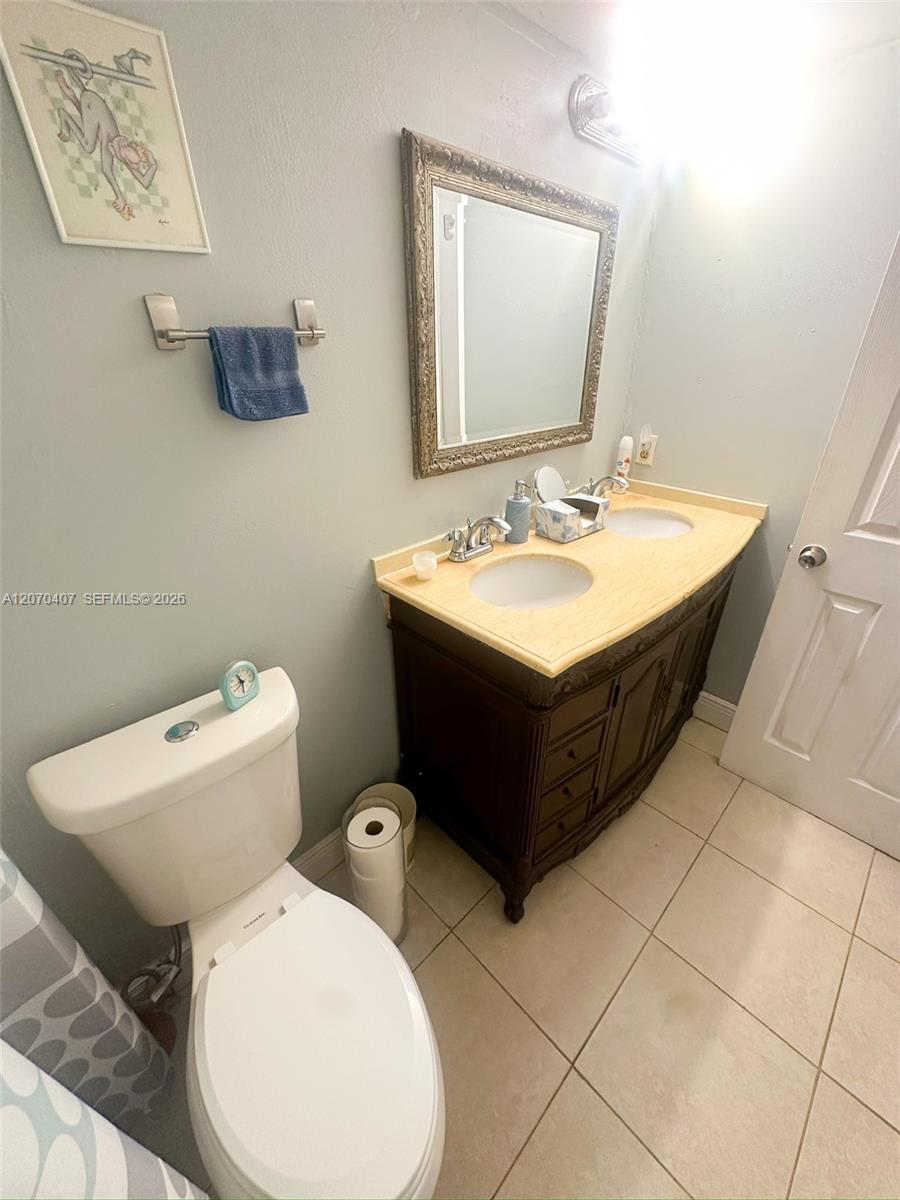 400K 1 / 2 835 sq. ft. $ 2026-08-13 0 Photo