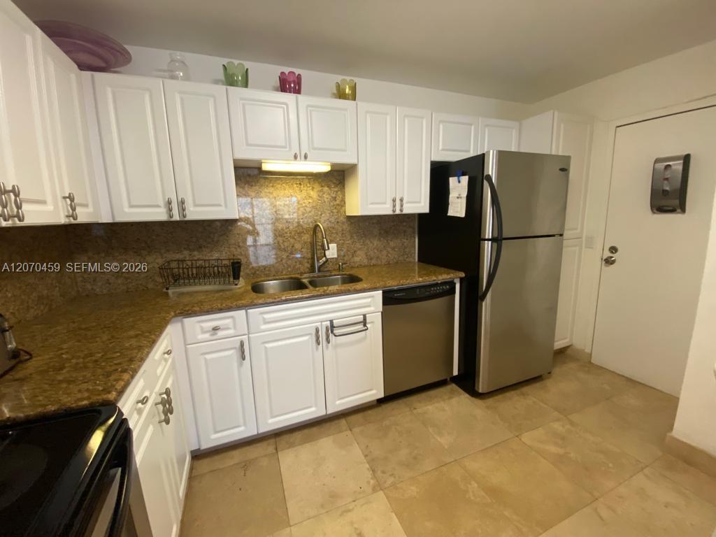 Photo of 2101 Ocean Dr  #501, Hollywood, Florida, 33019 - 