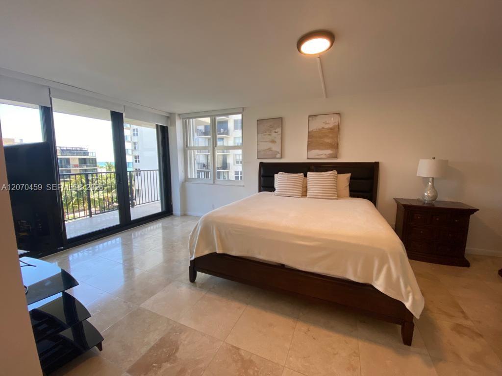 Photo of 2101 Ocean Dr  #501, Hollywood, Florida, 33019 - 