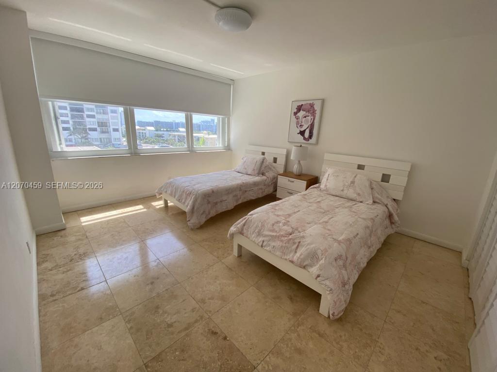 Photo of 2101 Ocean Dr  #501, Hollywood, Florida, 33019 - 