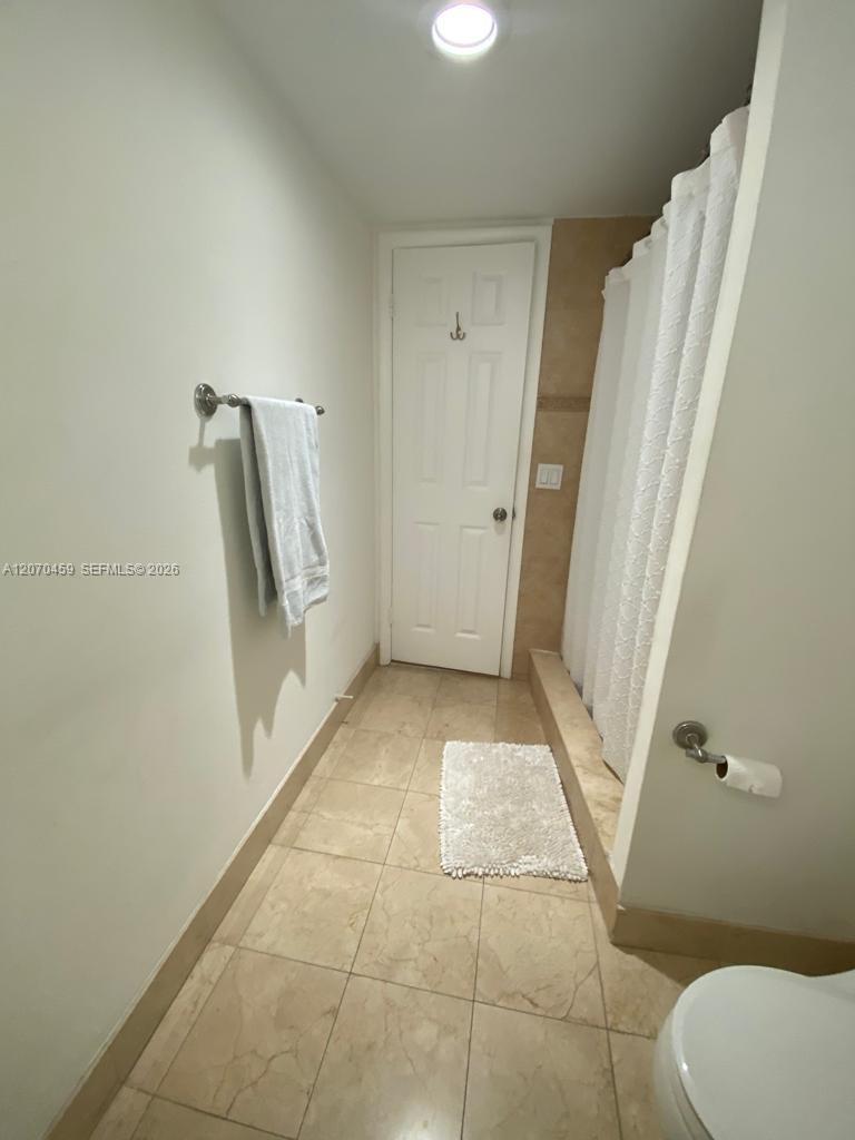 Photo of 2101 Ocean Dr  #501, Hollywood, Florida, 33019 - 