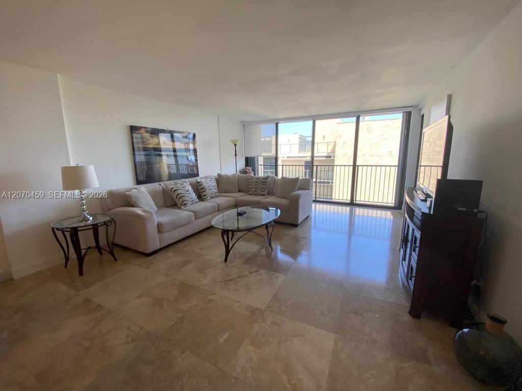 Photo of 2101 Ocean Dr  #501, Hollywood, Florida, 33019 - 