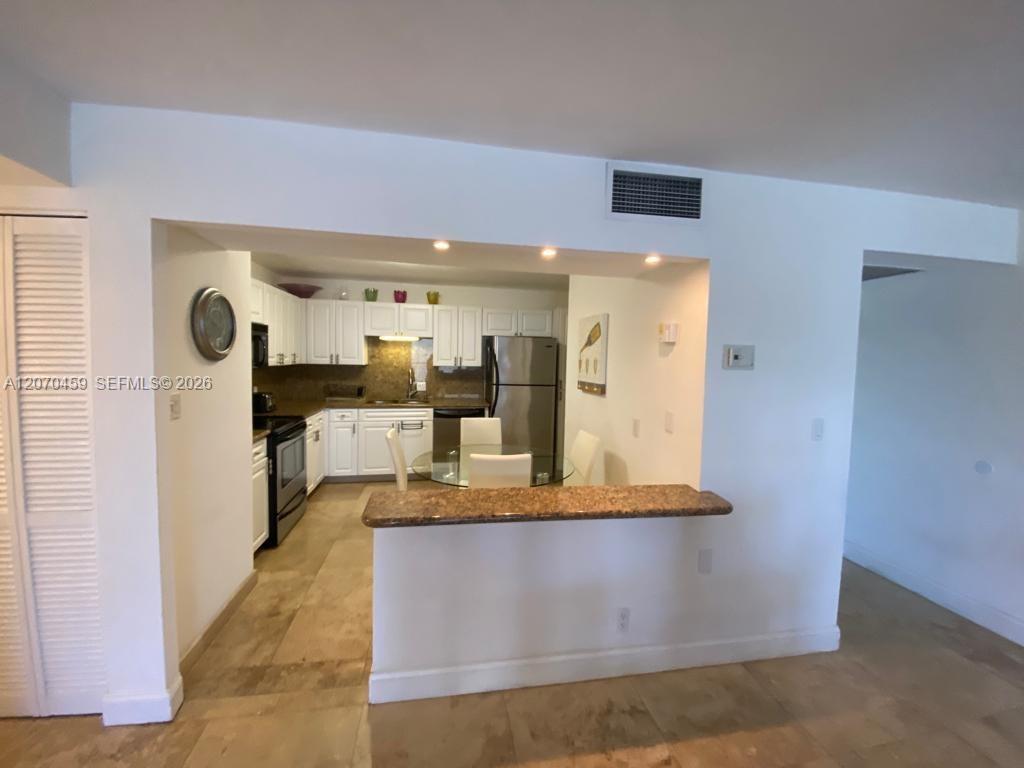 Photo of 2101 Ocean Dr  #501, Hollywood, Florida, 33019 - 