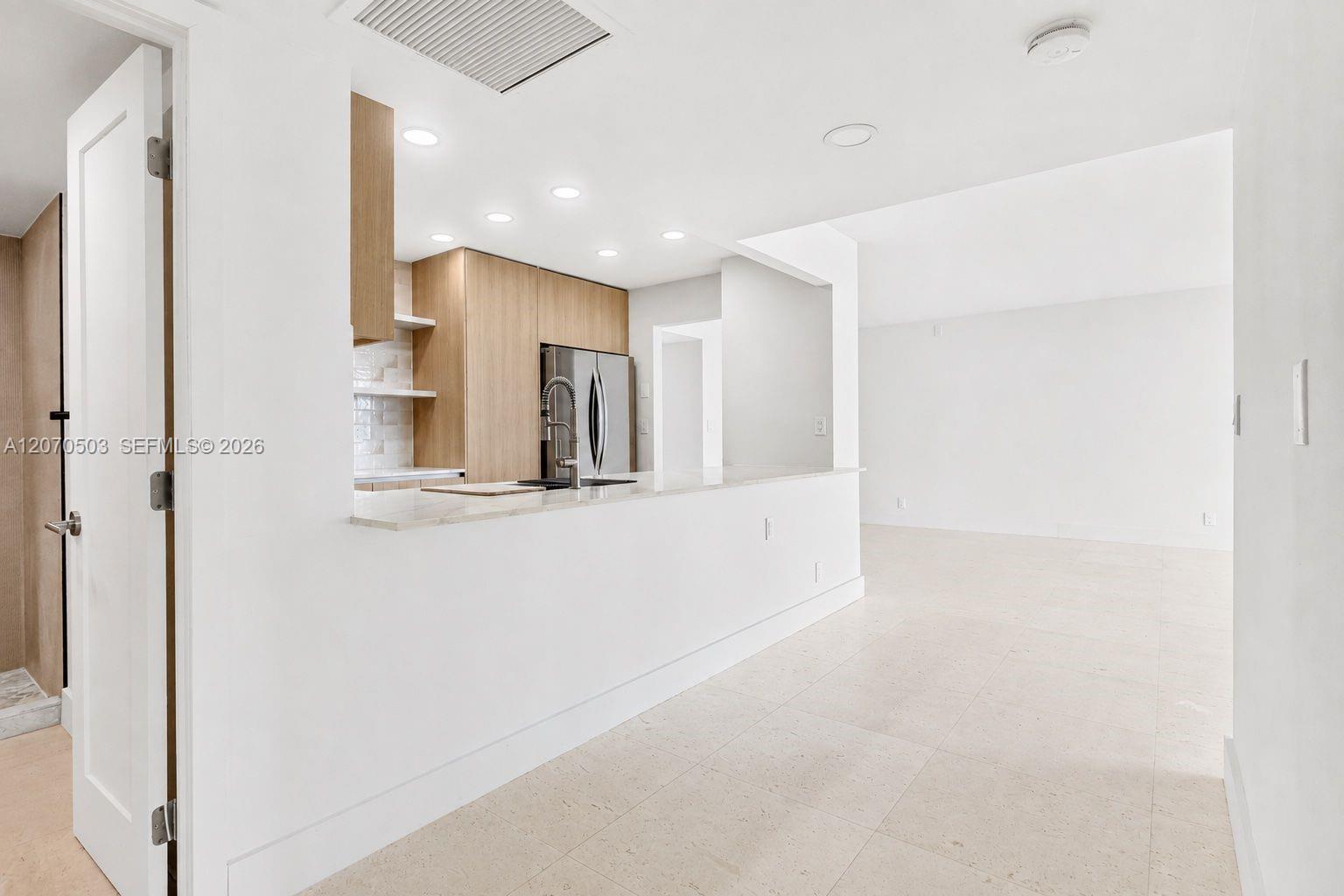 1626 2 / 2 1521 sq. ft. $ 2026-08-13 0 Photo