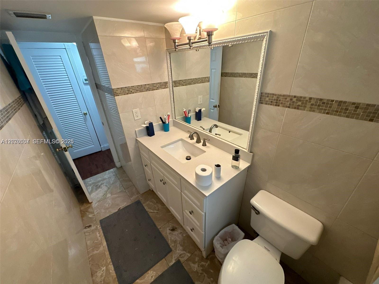 209-2 2 / 2 1315 sq. ft. $ 2026-08-13 0 foto
