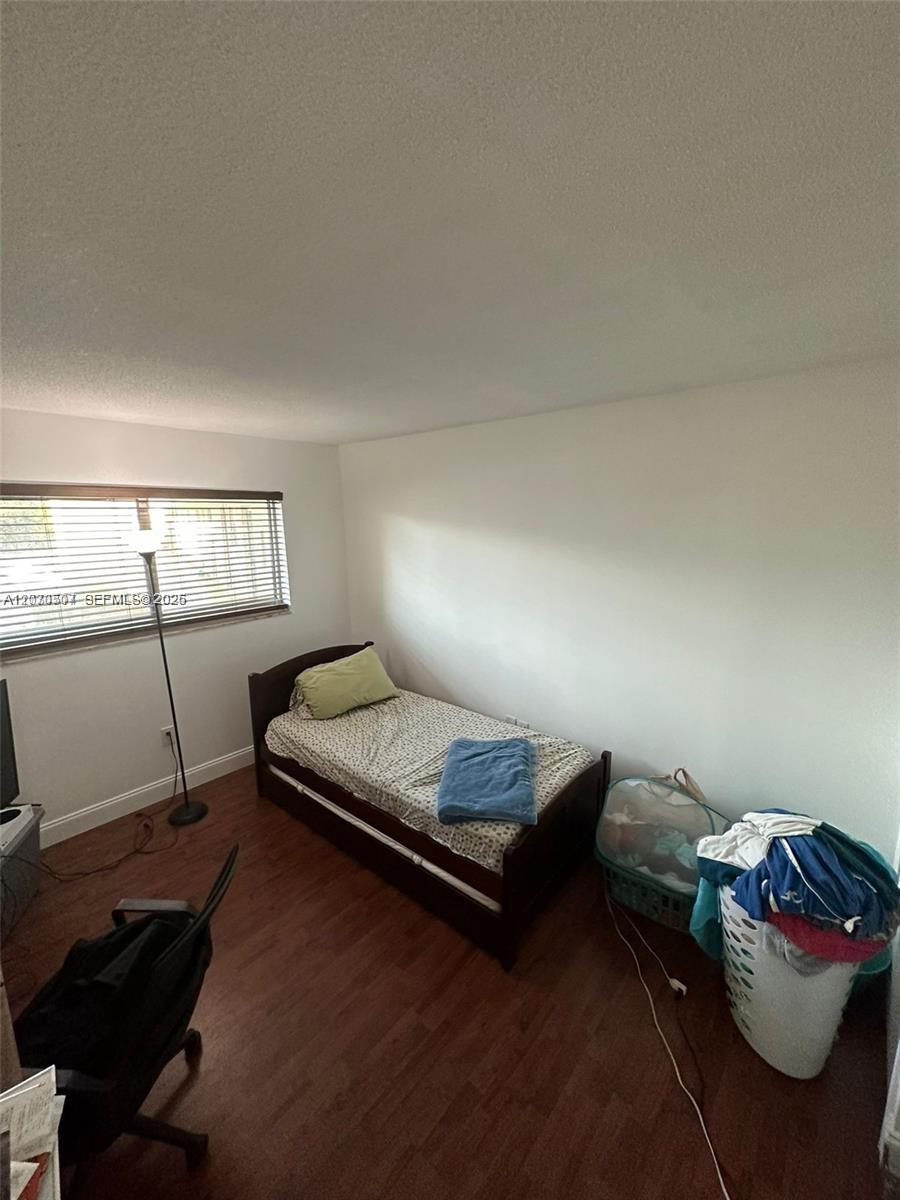 209-2 2 / 2 1315 sq. ft. $ 2026-08-13 0 foto