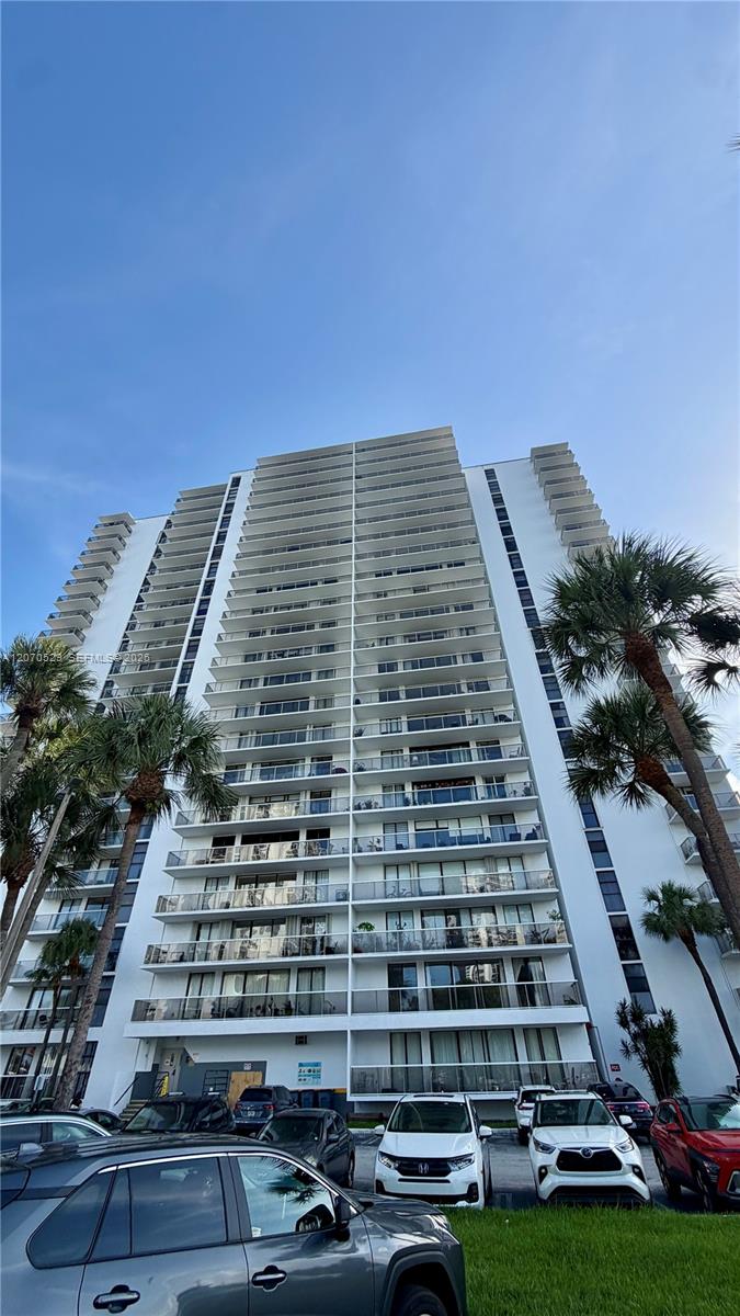 Photo of 3701 Country Club Dr #304, Aventura, Florida, 33180 -