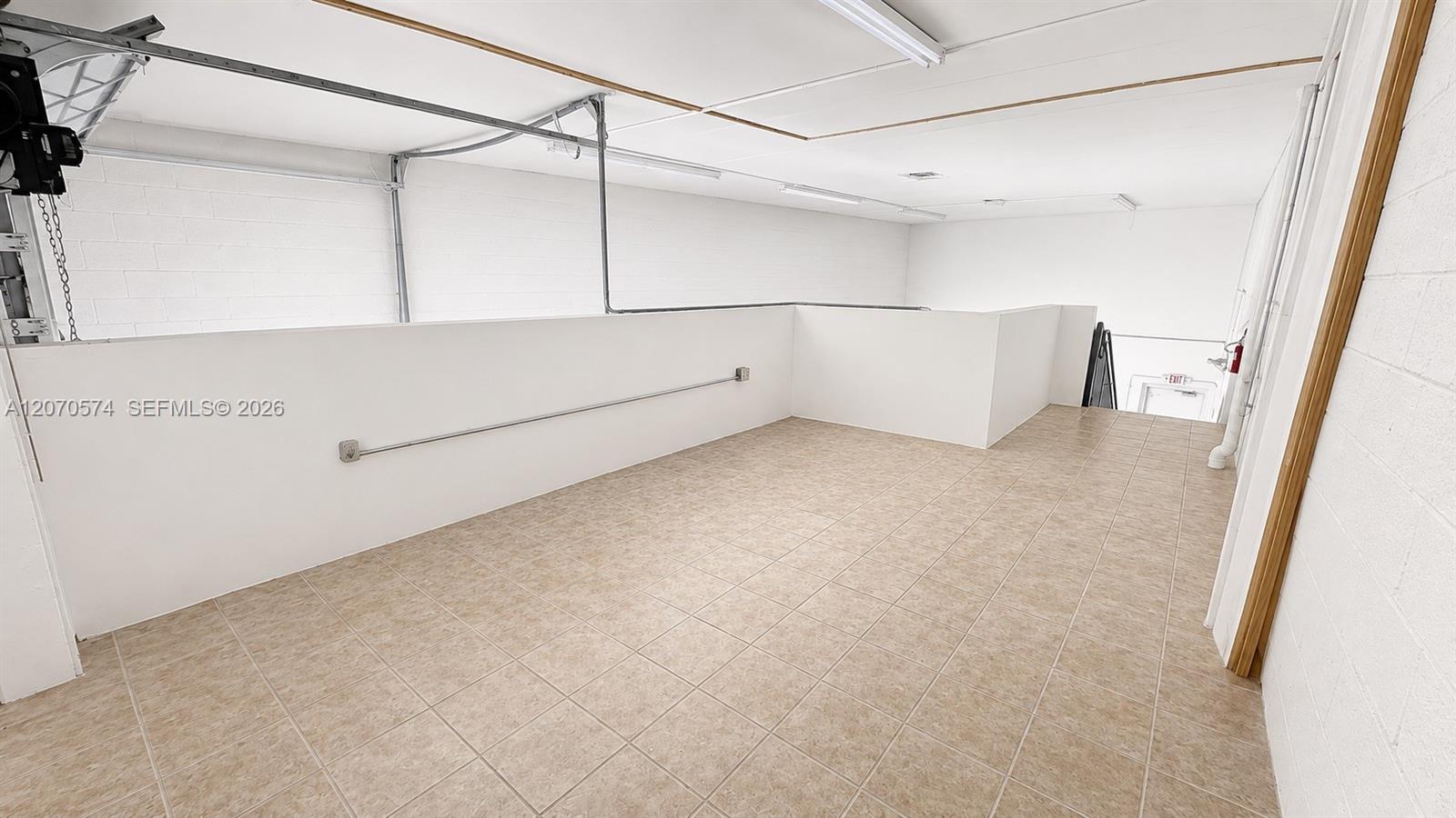 A-4  /   sq. ft. $ 2026-08-13 0 foto