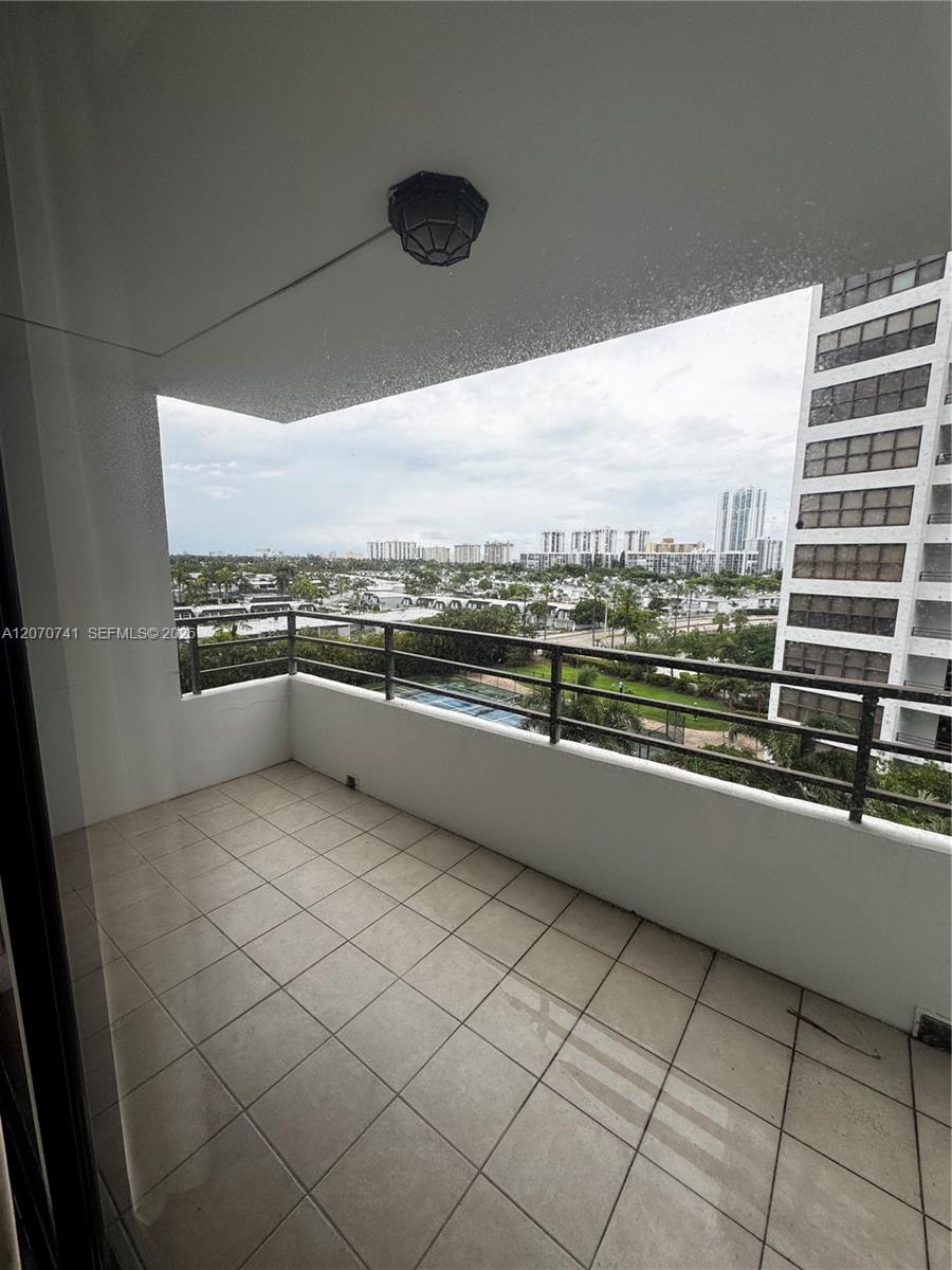 Photo of #622, Hallandale Beach, Florida, 33009 -